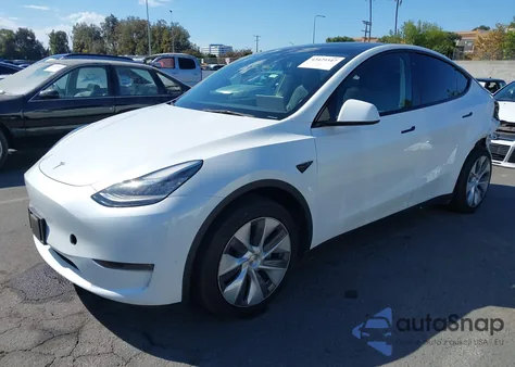 2023 Tesla Model Y Awd/Long Range Dual Motor All-Wheel Drive from USA, damaged, VIN 7SAYGDEE7PA084565